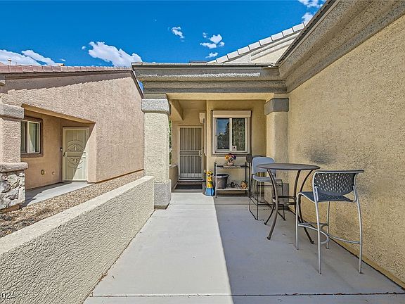 3rd image of 7572 Lily Trotter St
