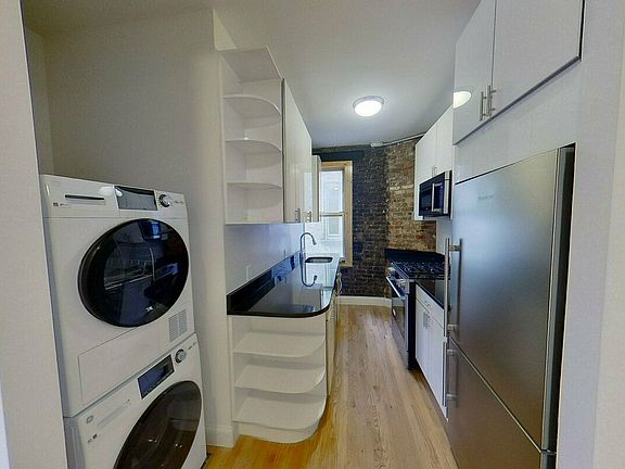 2nd image of 234 Thompson St #22/23