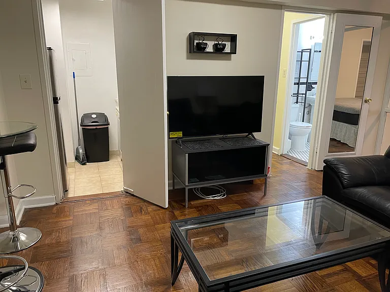 2141 I St NW #405 — Photo 12