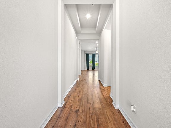 5th image of 208 W Branch Rd