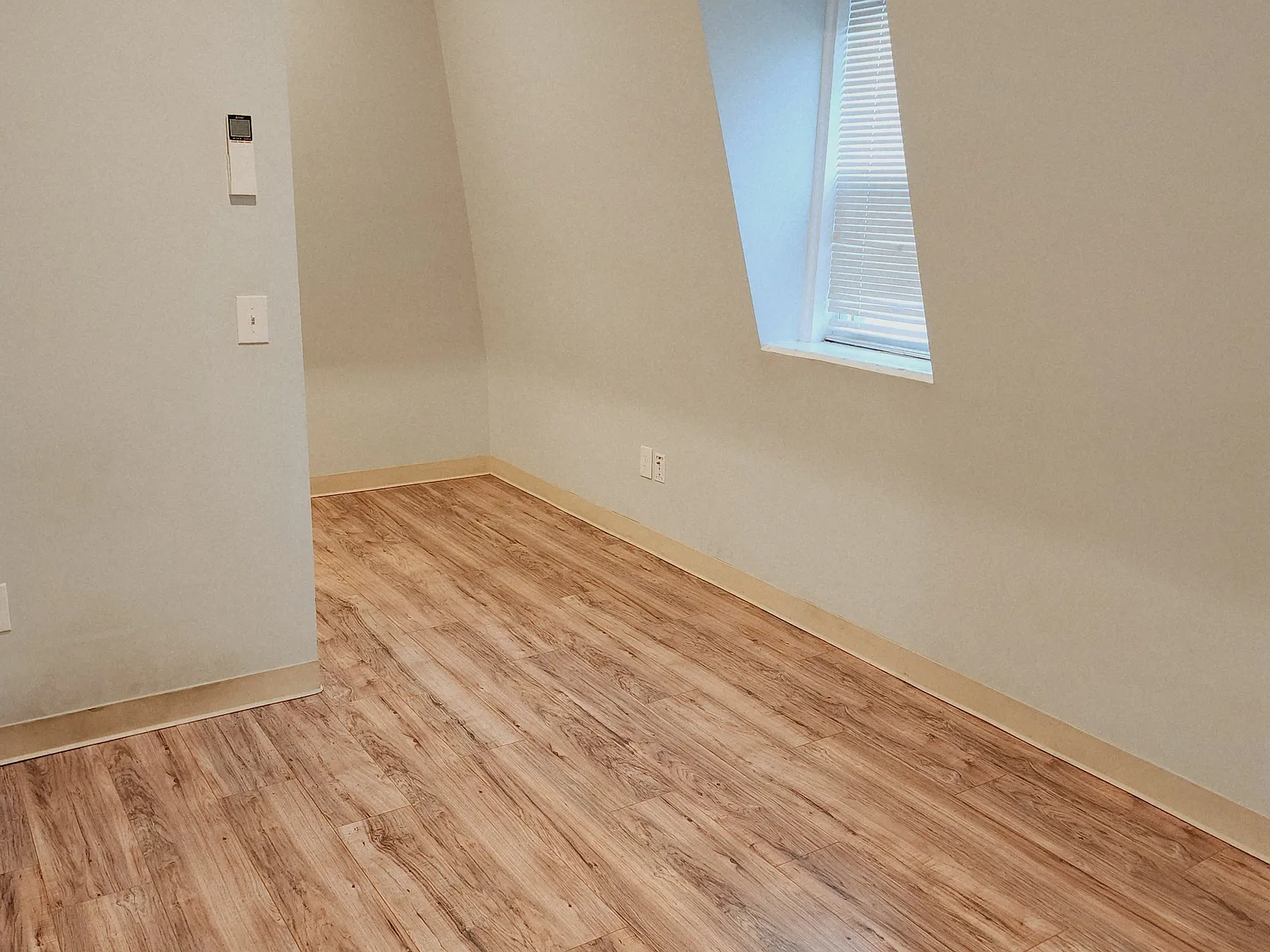 776 Main St — Photo 3