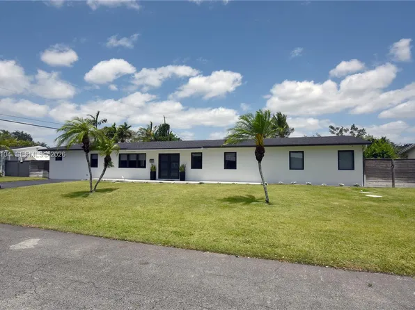 9281 SW 166th Ter, Palmetto Bay, FL 33157