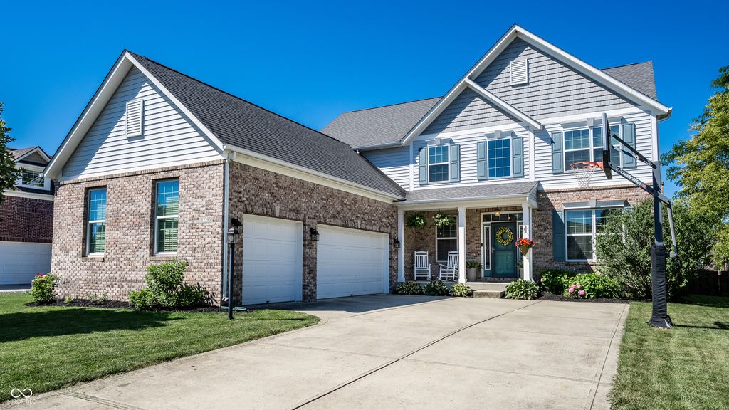 12290 Twyckenham Dr, Fishers, IN