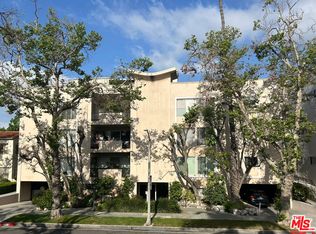 237 N Almont Dr APT 303, Beverly Hills, CA 90211