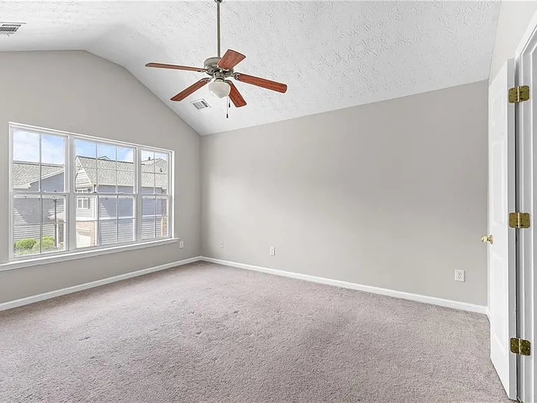 6604 Splashwater Dr — Photo 19