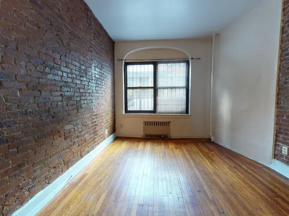 137 East 30th Street image 1 of 8