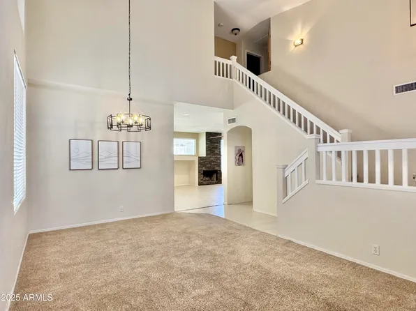 4002 E AGAVE Road, Phoenix, AZ 85044