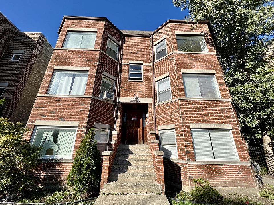 1st image of 326 N Hamlin Ave #3S