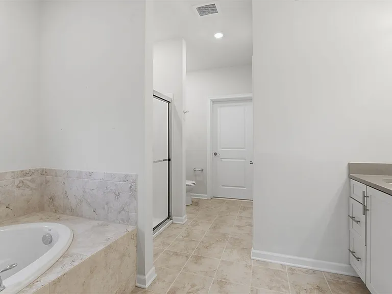 110 Trotter Rd #401 — Photo 36