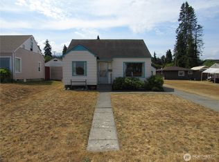 928 E 7th St, Port Angeles, WA