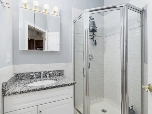 5331 S Harper Ave #1, Chicago, IL 60615