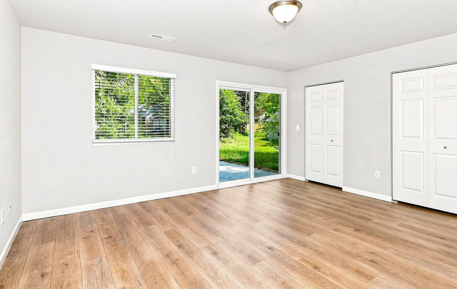 Move In Special: Get August & September Rent FREE! Move in by August 31st to receive FREE rent fo... — Photo 3