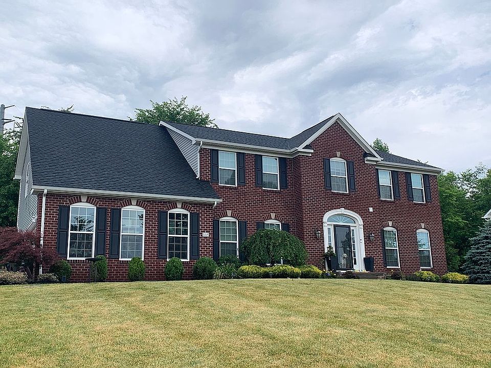 1st image of 8815 Chinaberry Cir