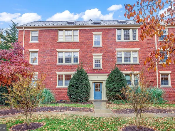 521 Bashford Ln APT 4, Alexandria, VA 22314