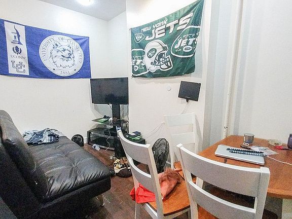 4th image of 879 Saint Johns Pl APT 8