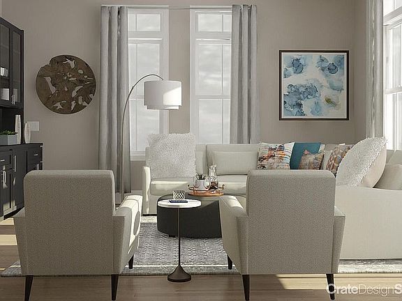 Family Room w/built-in bar