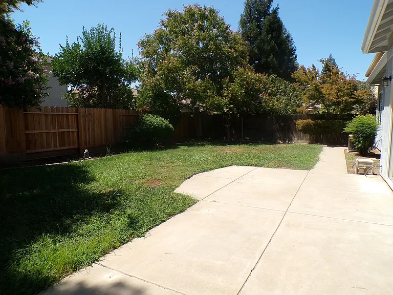 3308 Chandon Dr — Photo 10