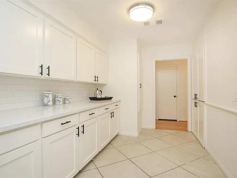 4609 Kinglet St — Photo 20