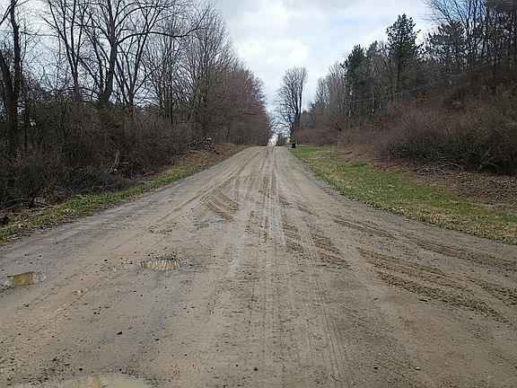 5th image of 5273 English Rd