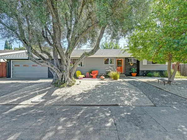 6571 Lake Park Dr, Sacramento, CA 95831