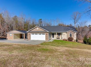 8321 Old State Highway 10, Hickory, NC 28602