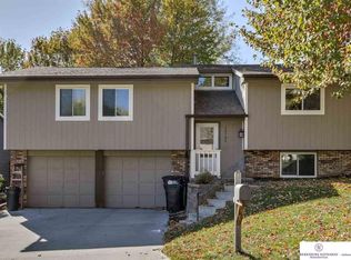 14735 Orchard Cir, Omaha, NE 68137