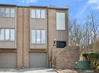 316 Elm Ct, Pittsburgh, PA