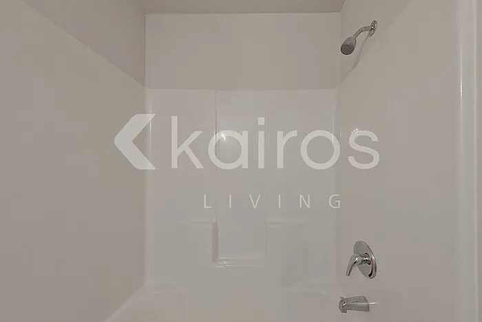 114 Tybo Dr — Photo 16