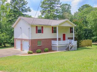47 Lisbon Rd, Chickamauga, GA 30707