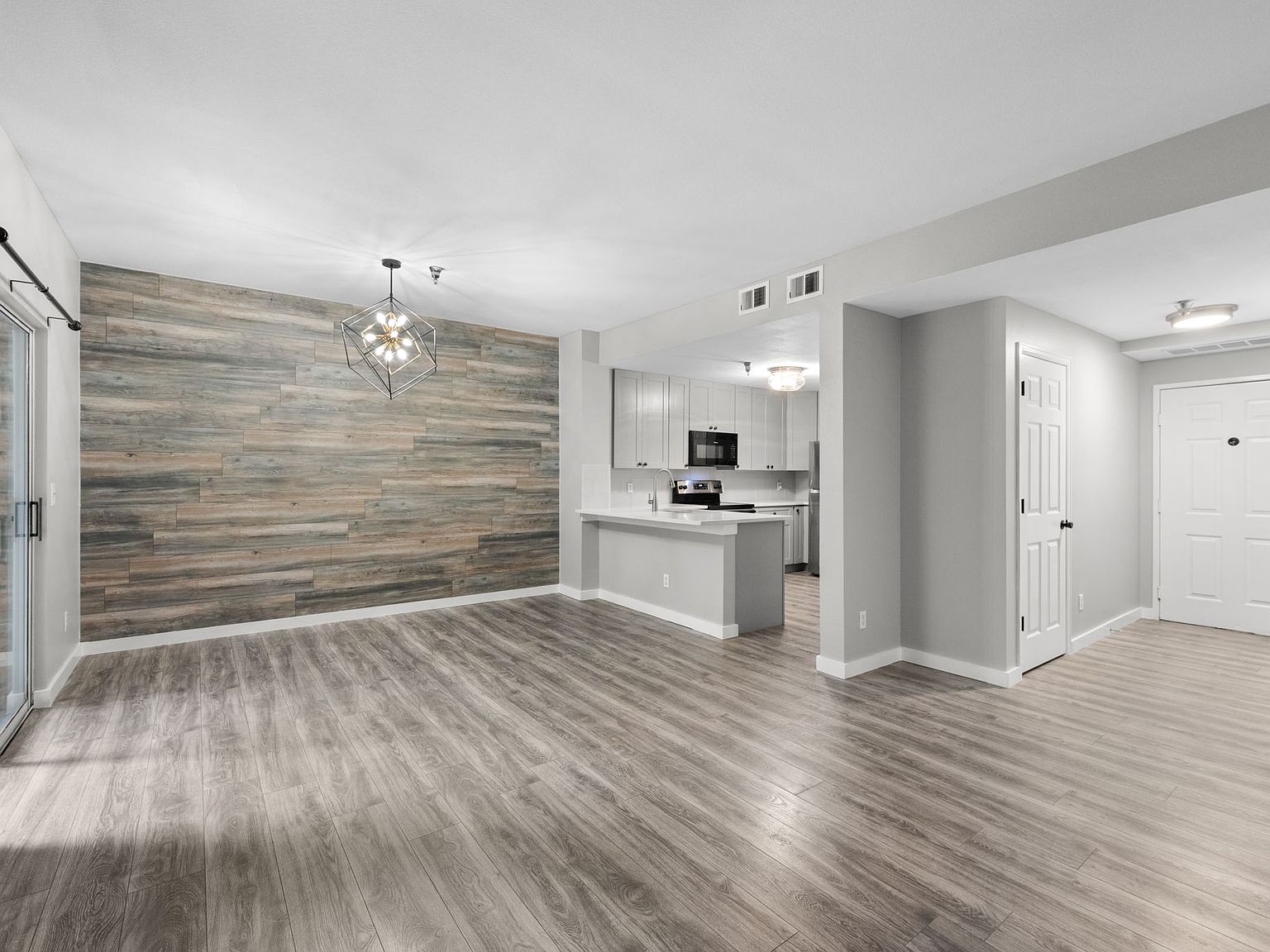 2575 S Syracuse Way APT H201, Denver, CO 80231 | Zillow