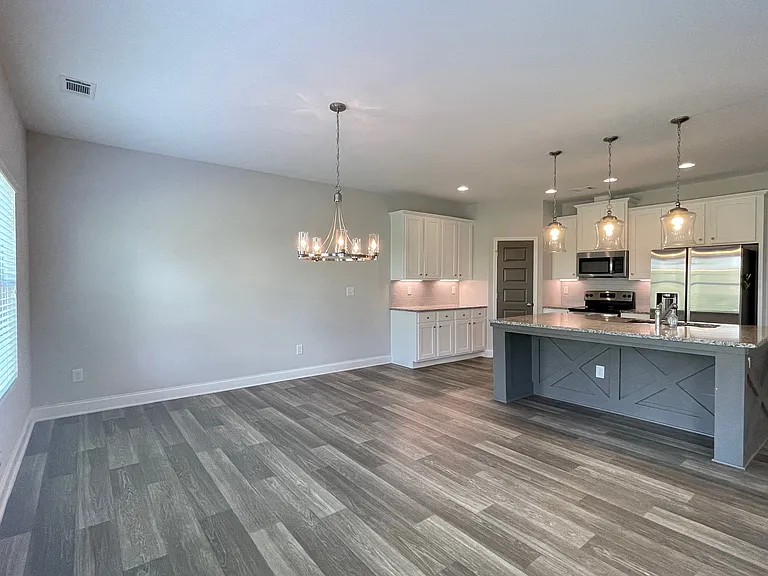 598 Omnia Ct — Photo 5