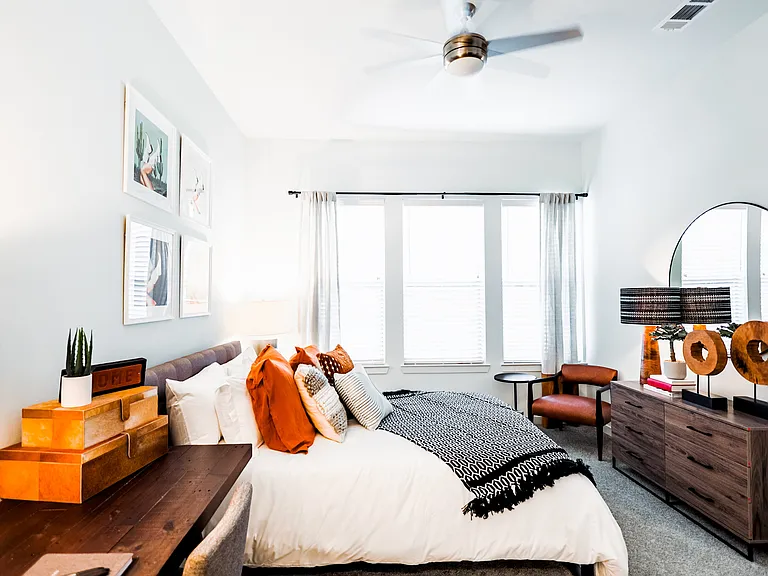Main Street Lofts — Photo 11