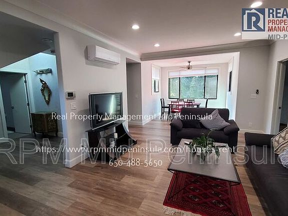4th image of 715 Everett Ave #6