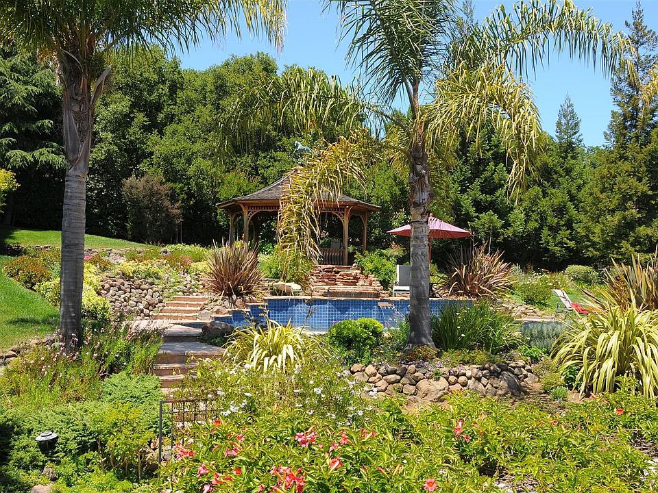 1st image of 11640 Jessica Ln