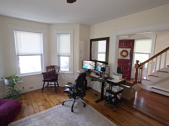 5th image of 9 White Pond Rd #1