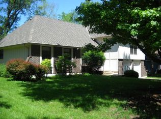 3632 Appleton Ave, Independence, MO 64052