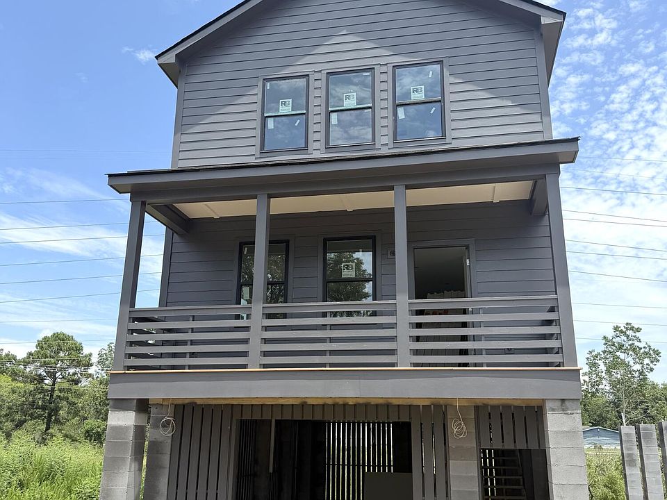 1st image of 3116 Azalea Dr