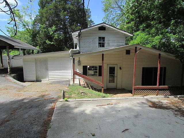 1st image of 715 S Charles G Seivers Blvd