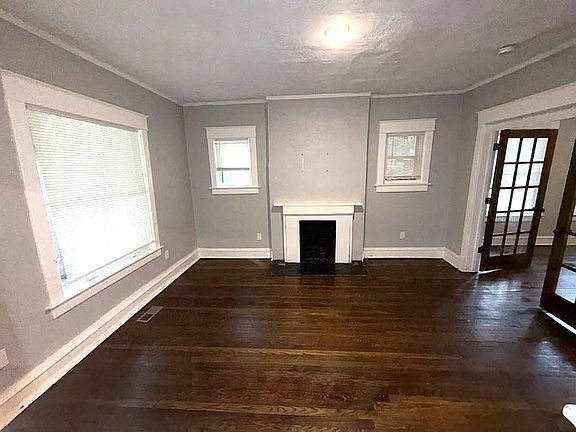 5th image of 3249 E 28th St