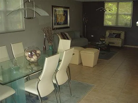 Apt Paseo Gales Wynd — Photo 11