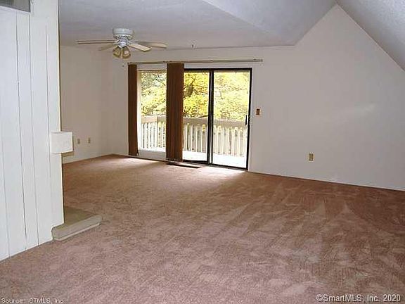 5th image of 27 Mallard Dr Unit 27