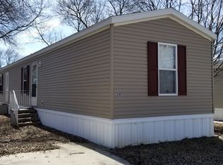 709 2nd St NE TRLR 26, Dyersville, IA 52040