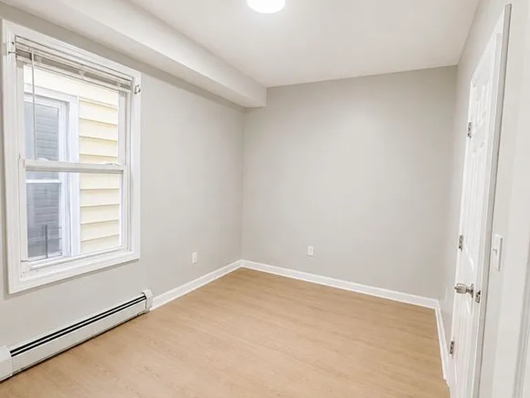 62 N 6th St #2A — Photo 5