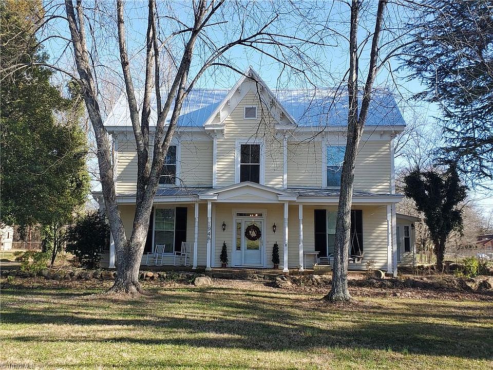 2nd image of 1948 Farmington Rd