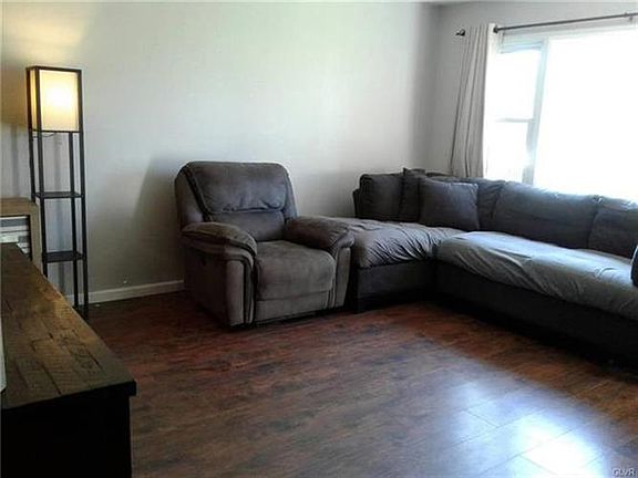 5th image of 53 Wilden Dr S