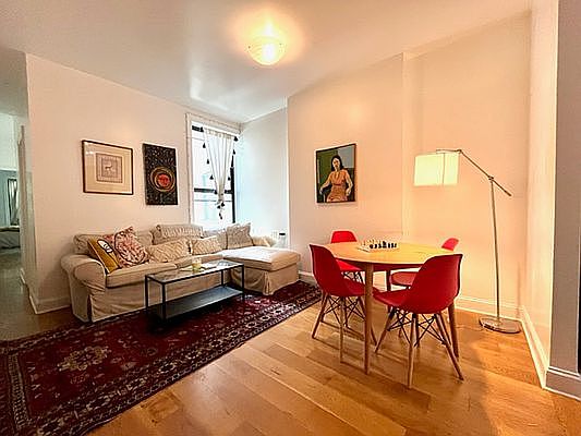 4th image of 683 Lincoln Pl #2R