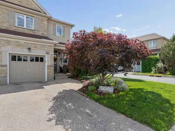 30 Doon Mills Dr, Kitchener, ON N2P 2W9