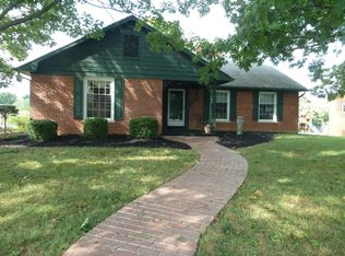 102 Fairway Dr, Cynthiana, KY