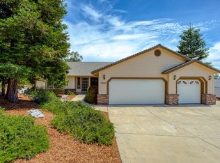 3043 Butterfly Ln, Shasta Lake, CA 96019