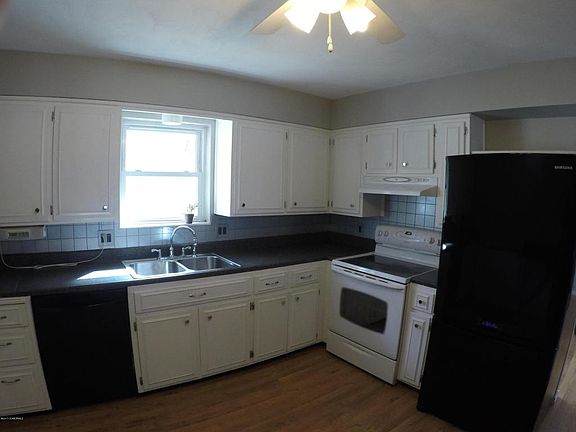 2nd image of 2813 Dwayne Dr